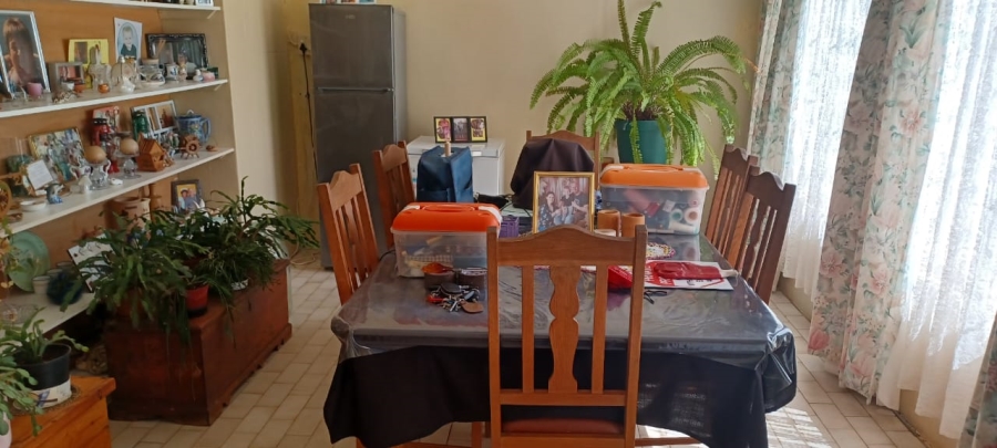 2 Bedroom Property for Sale in Matlakeng Free State